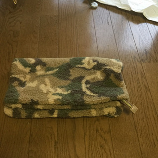 ボア　迷彩　クラッチバッグの画像