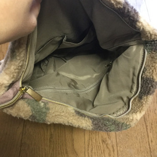 ボア　迷彩　クラッチバッグの画像