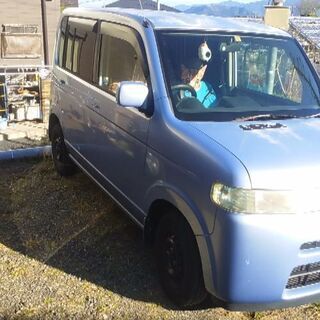 古い車で、傷ありますが、足にはなります、車検1年以上あります