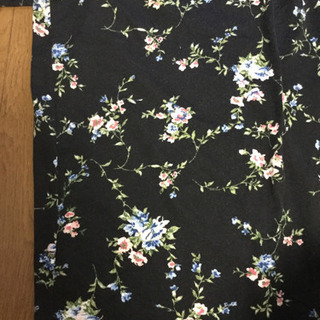 花柄　ワイドパンツの画像