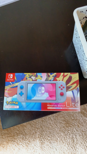 ポータブルゲーム Switch light