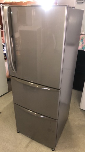 東芝　3ドア冷蔵庫　339L　2010年