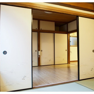 ターミナル大和駅徒歩3分　3DK+S　70㎡　レトロモダンな戸建