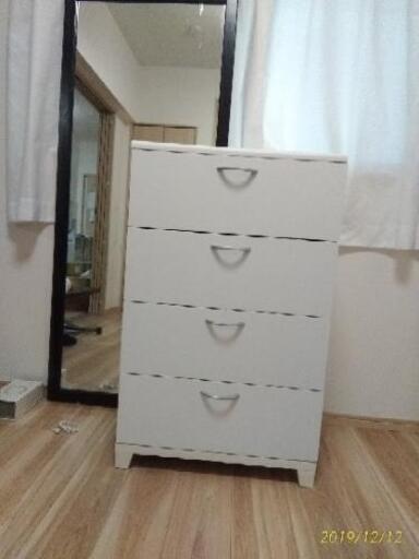 [取引中]白チェスト1
