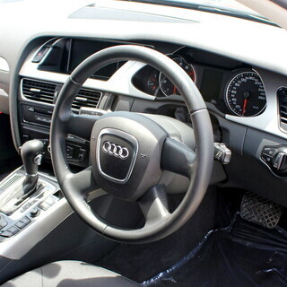 ■ AUDI･A4 AVANT･1.8TFSI･バイキセノンPKG　1オーナー＆ディーラー下取り　車検R2年10月の画像