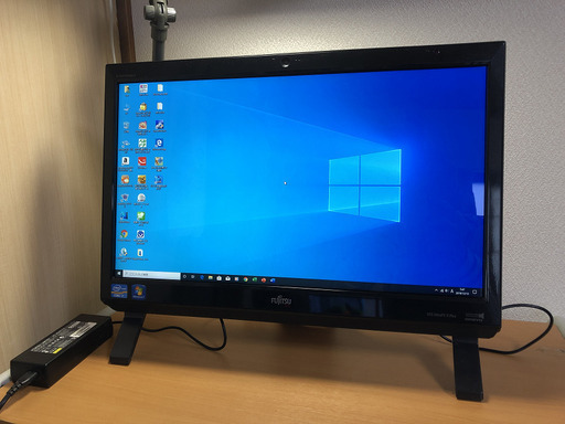 年内に取引可能な方限定値下げ交渉あり　中古　富士通　ESPRIMO FH56/HDB Core i7 8GBメモリ　新品SSD 512GB