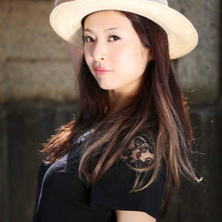 ポートレート撮影時のヘアメークさん募集ですの画像
