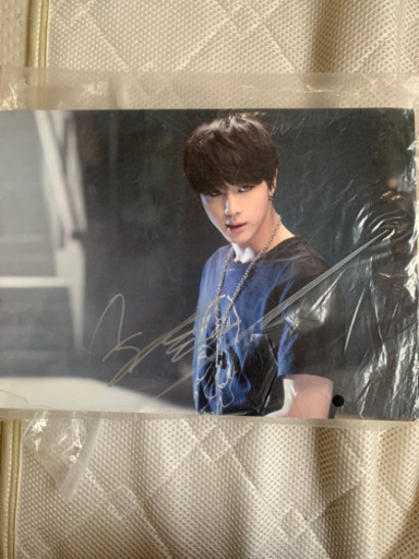 《直筆サイン入り》BTS ジン ボード