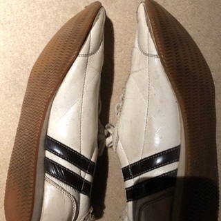 お渡済　3月処分予定　無料でどうぞ　西仏ブランド　パトリック　PATRICK 　合皮スニーカー　白　レディース靴　の画像