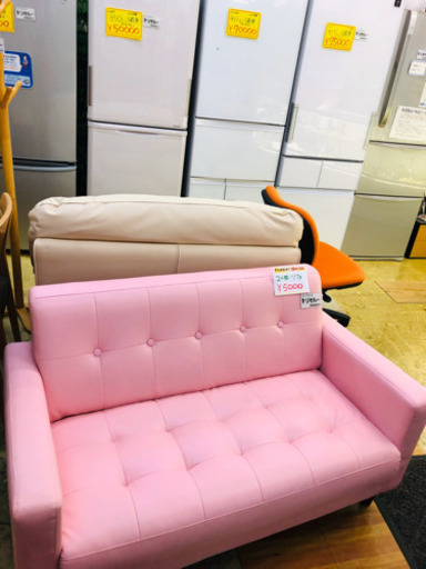 値下げ早い者勝ちピンクなソファ　2人掛け　かわいいデザイン♪　幅120ｃｍ×奥行58ｃｍ×高さ69ｃｍ