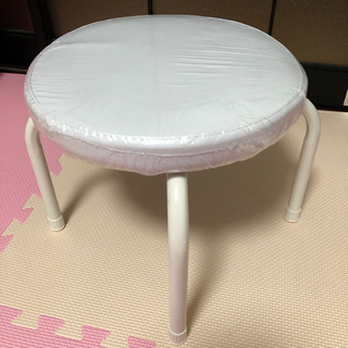 ニトリ　ローチェア　(美品)