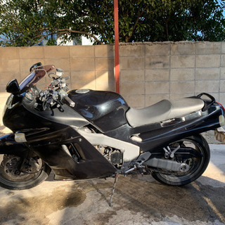 ZZR1100 C型