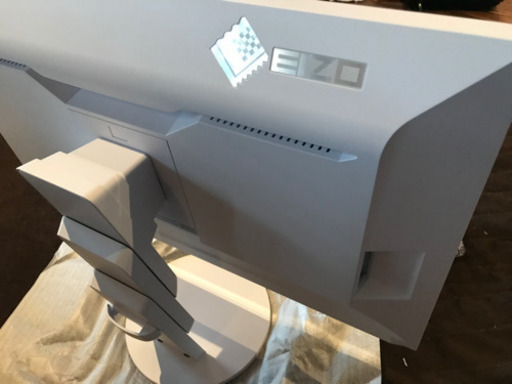 [2019年8月末購入] EIZOの27インチ4Kディスプレイ「FlexScan EV2785」