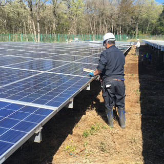 再生可能エネルギー(太陽光発電所)の保守、管理業務。正社員大募集！の画像