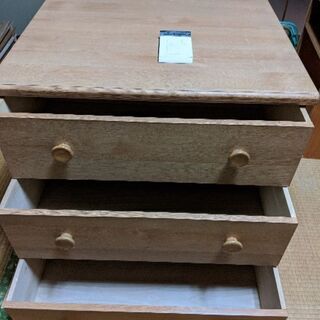 三段タンス　押入れに入りますの画像