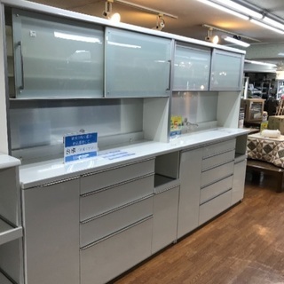 大型サイズ！パモウナの食器棚が2点入荷しました！