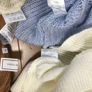 ニット4着　　女性　　Mサイズの画像