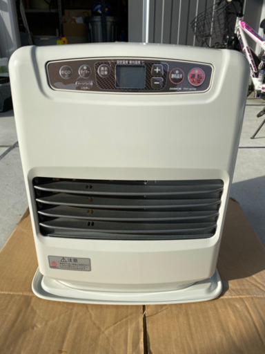 【値下げ】ダイニチ　FHY-32TR6 ファンヒーター　1シーズンのみ使用品