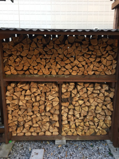 薪ストーブ、キャンプ、アウトドア用の薪 広葉樹軽トラ山一杯