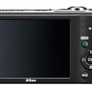 【 取り引き中 】NIKON デジカメ 2005万画素 動画最大２９分可能 単３電池２本使用の画像