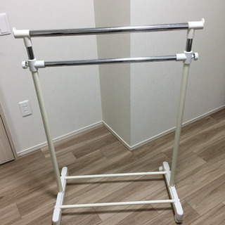 ハンガーラック