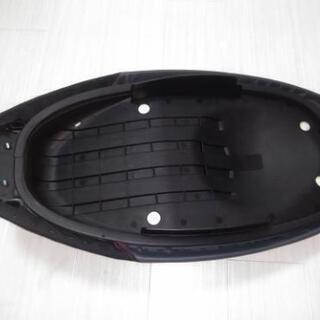 ヤマハ　シグナスSR    3型　44J 　国内　純正シートの画像