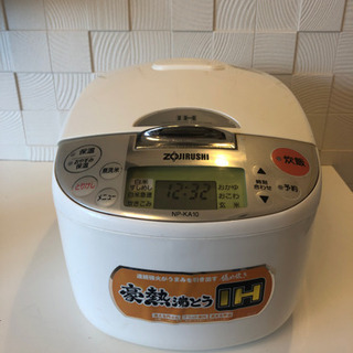 炊飯器　中古　動作確認済み　象印　5合炊き　ホワイトの画像