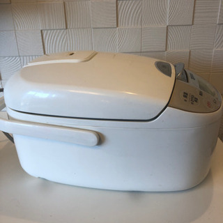 炊飯器　中古　動作確認済み　象印　5合炊き　ホワイトの画像