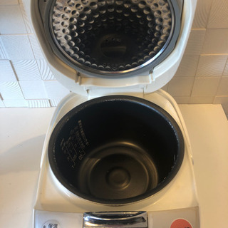 炊飯器　中古　動作確認済み　象印　5合炊き　ホワイトの画像