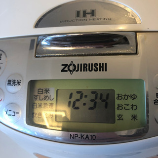 炊飯器　中古　動作確認済み　象印　5合炊き　ホワイトの画像