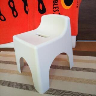 【美品】お風呂椅子 小さい背もたれつき 