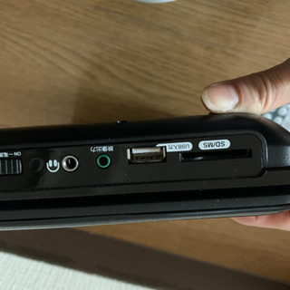 ポータブルDVDプレーヤーの画像
