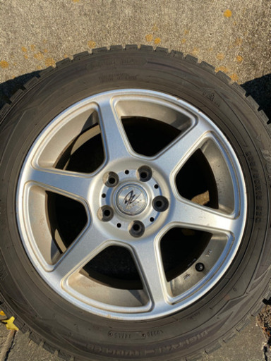 16インチ　アルミホイール付きスタッドレスタイヤ