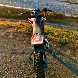 ハスクバーナ　HUSQVARNA  TE125 4st 公道走行車の画像