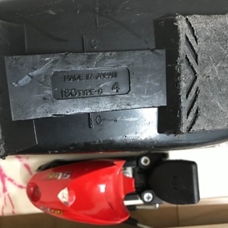 8、ジュニアスキー4点セット（板130㎝靴24㎝）の画像