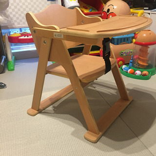 テーブル付きローチェア