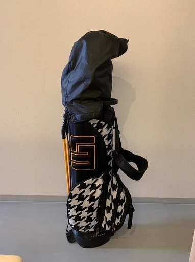 ラウドマウスキャリーバッグ付ゴルフクラブセット