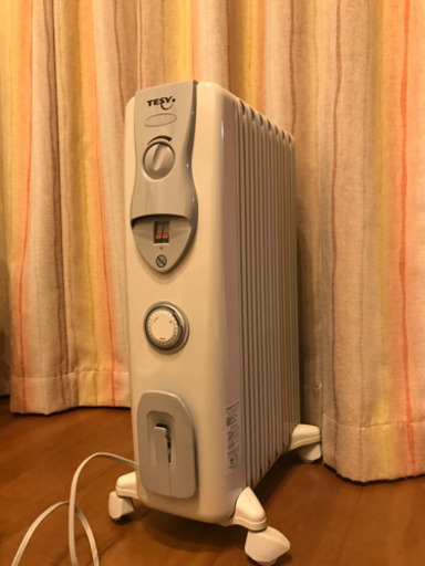 【お取引決定しました】空気が乾燥しない汚れない　オイルヒーター　取説あり