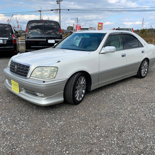 審査なし自社ローン可能な車屋　カッコイイカスタム17クラウン　内...
