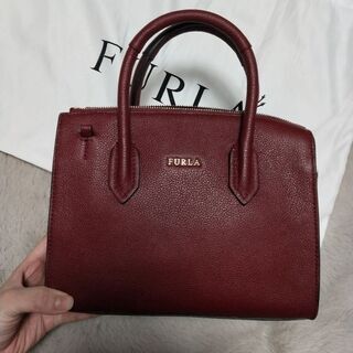 FURLA　鞄