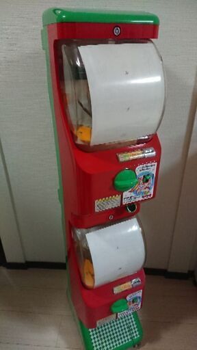 ガチャガチャ 本体