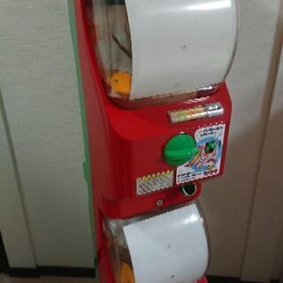 ガチャガチャ 本体