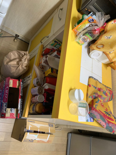 さらに値下げ値下げ。炊飯器など置く台