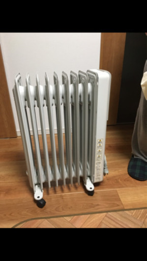 デロンギ　オイルヒーター