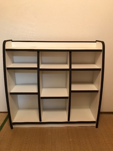 子供部屋に絵本棚