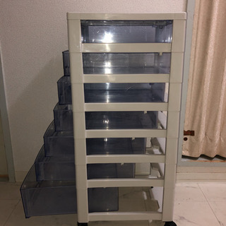 プラスチック引出し７段の画像