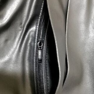 R.NEWBOLDのレザージャケットの画像
