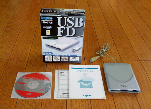 フロッピードライブ USB FDユニット Logitec LFD-31UE