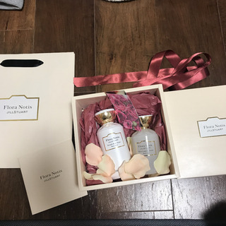 新品　jillstuartボディークリーム、オイルセット
