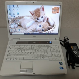 【取引中】　綺麗なホワイト　corei5＆SSDで快適　FUJI...